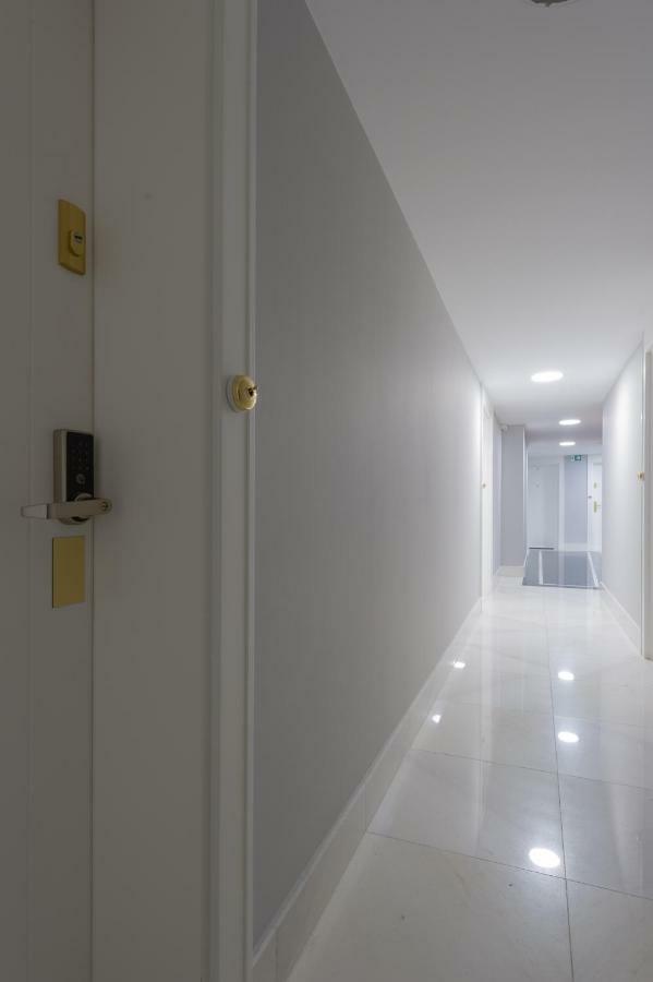 Native Apartments Augustianska 24 Krakow Bagian luar foto
